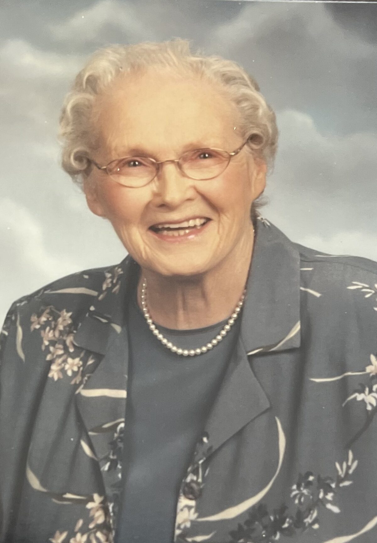 Audrey Eileen Cassels (Broadfoot)