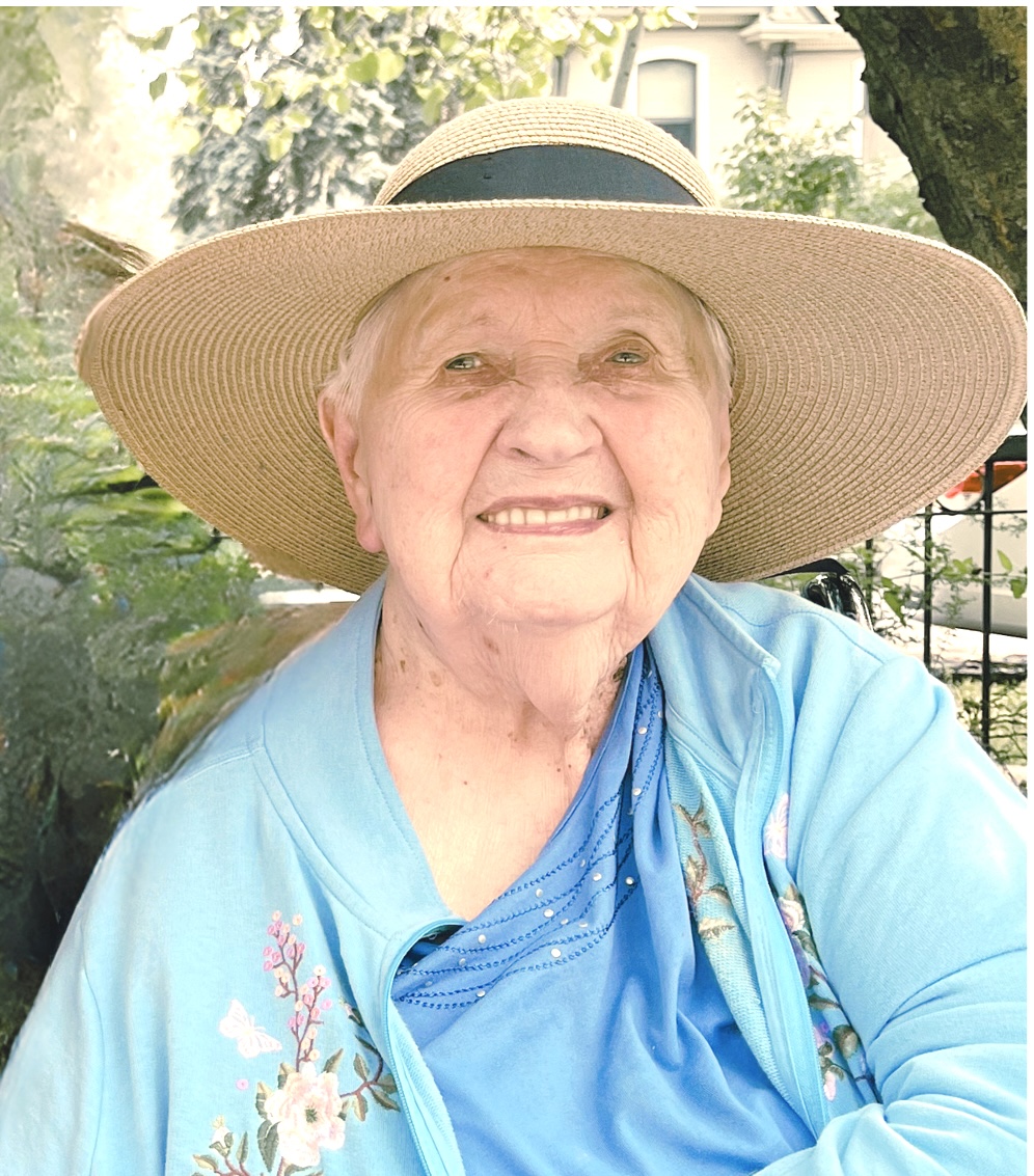 Elsie Ostiuk (nee Roskevich)